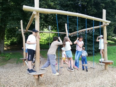 Schattenburg_4c_